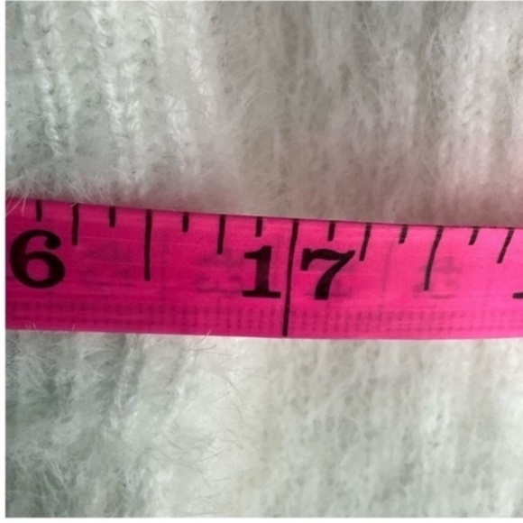 NWT Gianni Bini White Textured Furry Silky Wide Keg Trendy Sweatpants XL - Picture 3 of 4